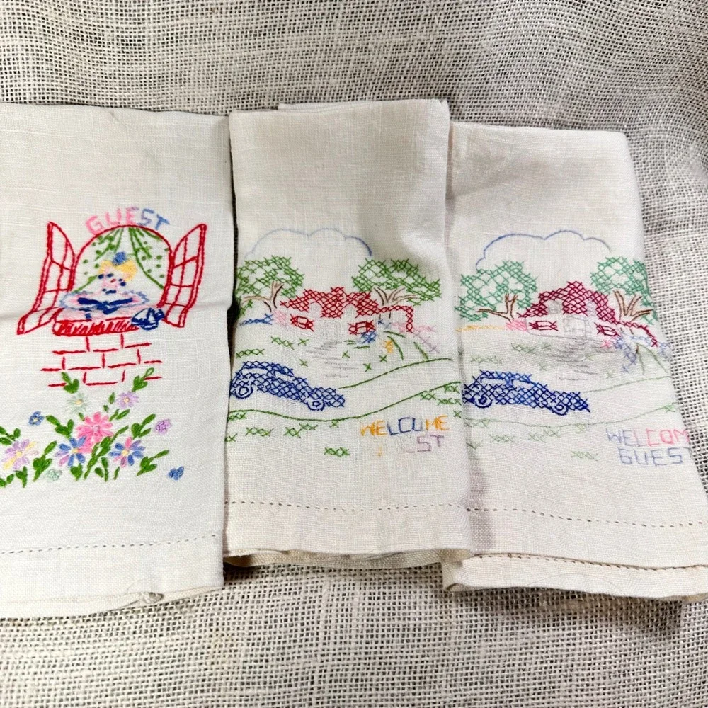 Hand Embroidered Linen Hand Towels Set of 3 Welcome Guest Cottagecore 12x18 vtg